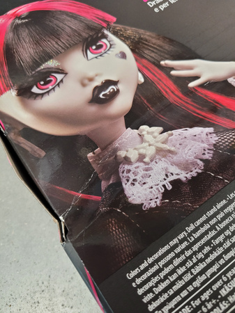 OUTLET Lalka Monster High Draculaura Reel Drama 26 cm + akcesoria USZKODZONE OPAKOWANIE