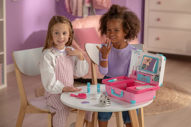 Koci Domek Gabi Walizka Beauty Kuferek Kosmetyczny 15 akcesoriów