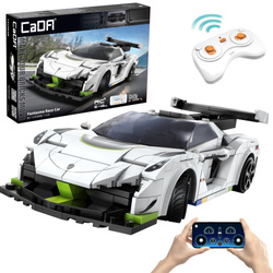 Klocki konstrukcyjne CaDA Samochód zdalnie sterowany Auto wyścigowe białe 22 cm Fantasma Race Car Pojazd 322 elementy RC Dual Mode