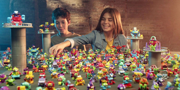 MagicBox SuperZings 2-pak Hero + Villain 40 SASZETEK 80 FIGUREK ZESTAW