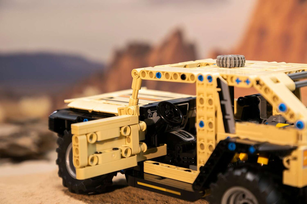 Klocki konstrukcyjne Pantasy Pojazd G-Patton XT 1:18 samochód 26,4 cm 694 elementy