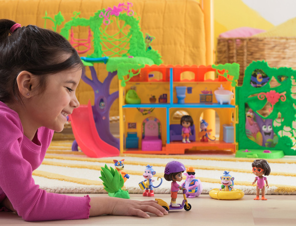 Dora Poznaje Świat Zestaw Splash-Splash 2 Figurki Dora i Butek + Akcesoria