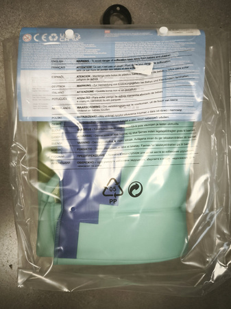 OUTLET Minecraft strój karnawałowy dla chłopca Zombie kostium przebranie 134-146 cm (10-12 lat) NIEKOPLETNY