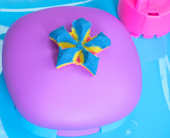 Piasek Kinetyczny Plastyczny Kinetic Sand Zestaw Walizka Squish Motion + akcesoria