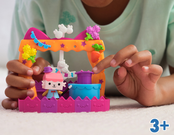 Koci domek Gabi zestaw Balkonik Pokaz Talentów figurka Tekturzątko + akcesoria