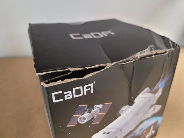 OUTLET Klocki Konstrukcyjne CaDA NASA wystawa odkrywacz kosmiczny Space Shuttle Discovery 475 el. USZKODZONE OPAKOWANIE