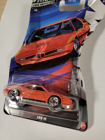 OUTLET Hot Wheels Silver auto BMW M1 Pojazd Osobowy Pomarańczowy Samochód USZKODZONE OPAKOWANIE