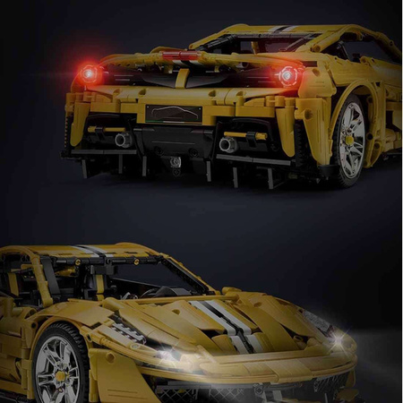 Klocki konstrukcyjne CaDA Zdalnie sterowany duży samochód Italian Super Car 59 cm Wyścigówka Auto sportowe Autko wyścigowe Pojazd żółty Światła LED 3187 elementów