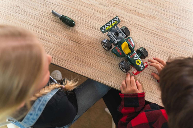 Auto Do Skręcania Z Wkrętarką Bosch W Walizce Dla Dzieci Klein