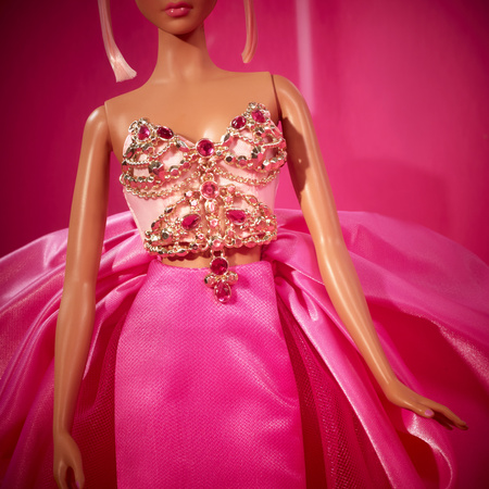 Barbie Lalka Kolekcjonerska z różowej kolekcji Pink Collection Signature Carlyle Nuera