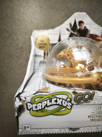 OUTLET Kula Perplexus Go! Harry Potter Labirynt kulkowy 3D gra zręcznościowa złoty znicz USZKODZONE OPAKOWANIE