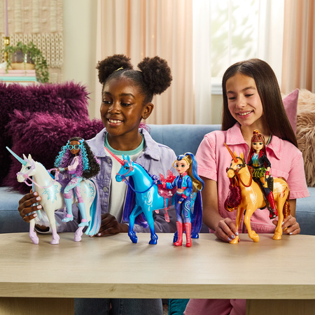 Akademia Jednorożców Zestaw Lalka Isabel 24 cm Unicorn Academy Power of Friendship