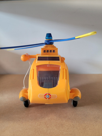 OUTLET Strażak Sam Żółty Helikopter ratunkowy Wallaby 2 światło dźwięk 3+ Simba