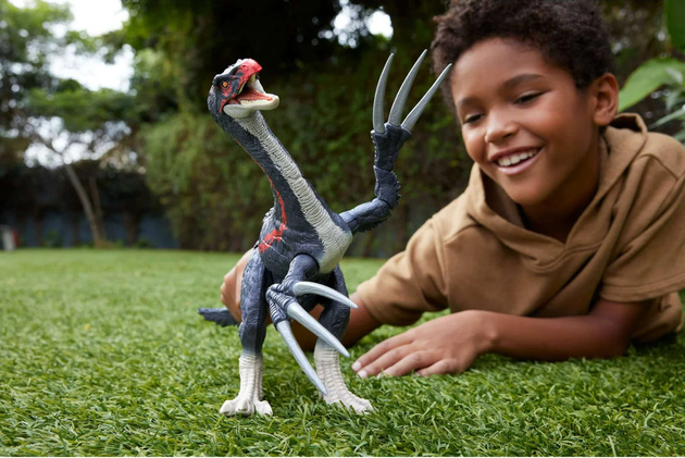 Jurassic World Figurka Dinozaur Therizinosaurus Interaktywny z Dźwiękiem 35 Cm