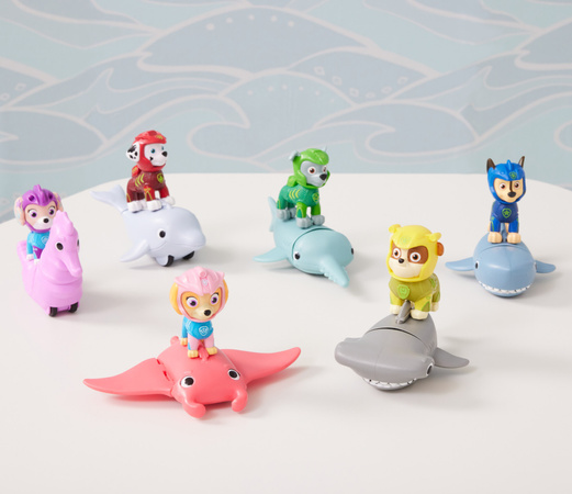 Psi Patrol Zestaw Aqua Pups mała figurka Rocky i ryba Piła Sawfish Piła z ruchomą głową