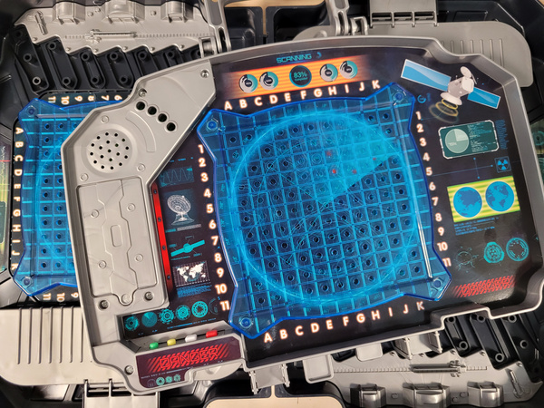 OUTLET Elektroniczna Gra planszowa w statki okręty w walizce światło i dźwięki 5+ PO ZWROCIE