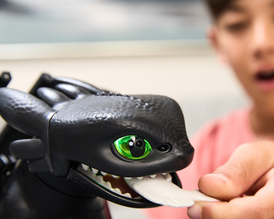 Jak wytresować smoka Interaktywna figurka Szczerbatek Tame and Train