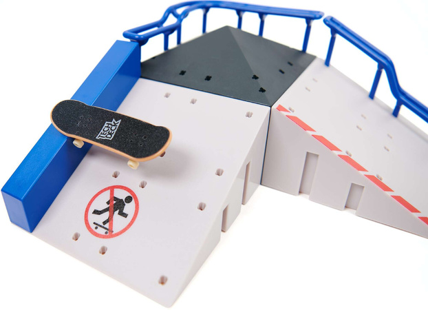 Tech Deck zestaw fingerboard Rampa Pyramid Point Baker+ kolorowa deskorolka kolekcjonerska