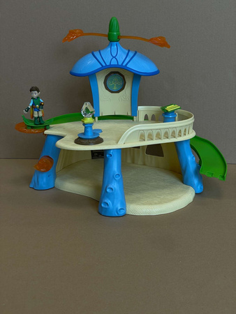 Tree Fu Tom Magiczny Zamek Treetop + figurka Toma USZKODZONE OPAKOWANIE