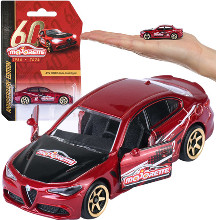 Samochód Alfa Romeo Giulia Quadrifoglio metalowy resorak 60 lecie Majorette