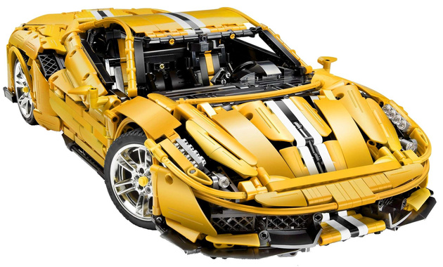 Klocki konstrukcyjne CaDA Zdalnie sterowany duży samochód Italian Super Car 59 cm Wyścigówka Auto sportowe Autko wyścigowe Pojazd żółty Światła LED 3187 elementów