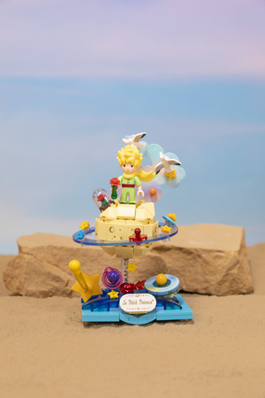 Klocki konstrukcyjne Pantasy Mały Książę Planeta Starry Ride Planet Le Petit Prince 220 elementów