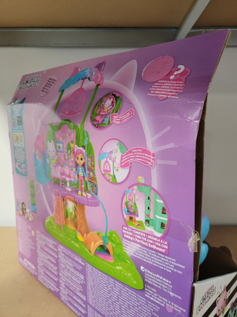OUTLET Koci Domek Gabi Zestaw domek na drzewie z huśtawką laleczka i figurka Wróżkicia WADLIWY