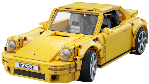 Klocki konstrukcyjne CaDA Zdalnie sterowany samochód miejski RUF CTR z napędem Power System Pro RC 1515 elementów C62003W/JV1010/JV8011/JV5028/JV5029