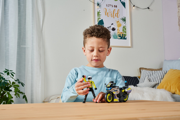 Motocykl policyjny SOS Yamaha z figurką ze światłem i dźwiękiem