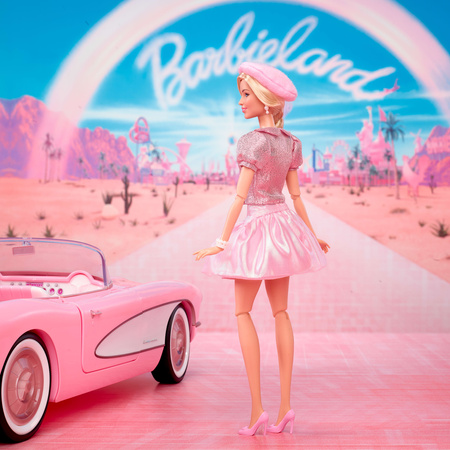 Barbie Film Lalka Kolekcjonerska w różowej sukience The Movie