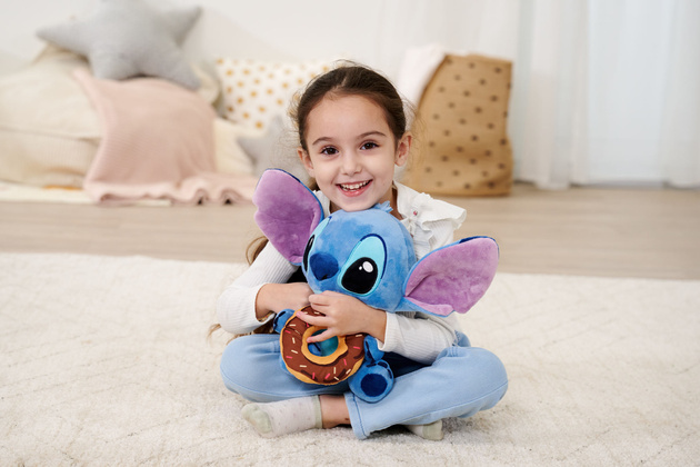 Disney Lilo&Stitch Maskotka Stitch z donutem pluszak 25 cm