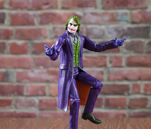 Figurka Joker DC Comics The Dark Knight 30 cm