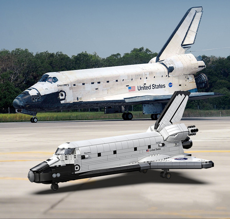 Klocki konstrukcyjne CaDA Master NASA model prom kosmiczny Discovery Space Shuttle 1827 elementów
