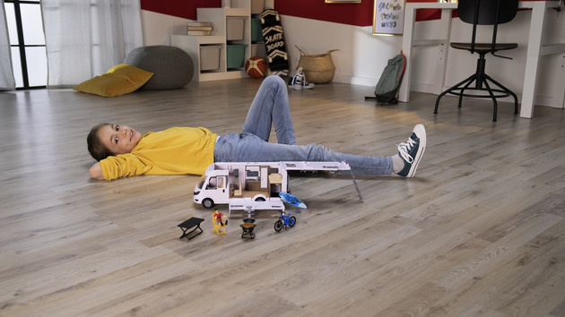 Duży zestaw Kamper wakacyjny pojazd z figurką i akcesoriami Hymer 30 cm