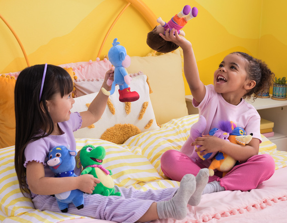 Dora Poznaje Świat Maskotka Isa pluszak Smok Przytulanka 20 cm