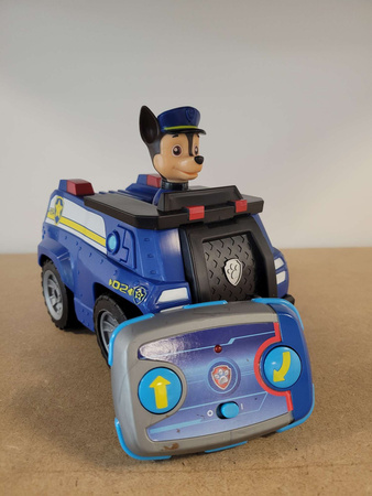 OUTLET Psi Patrol Chase Radiowóz Zdalnie sterowany Pojazd Samochód Auto Wóz policyjny + pilot RC PO ZWROCIE