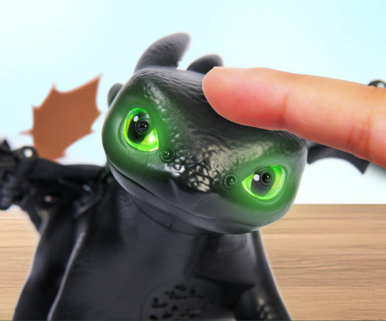 Jak wytresować smoka Interaktywna figurka Szczerbatek Tame and Train