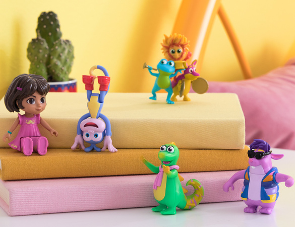 Dora Poznaje Świat Zestaw Fantastic Friends Gift Pack 7 Figurek