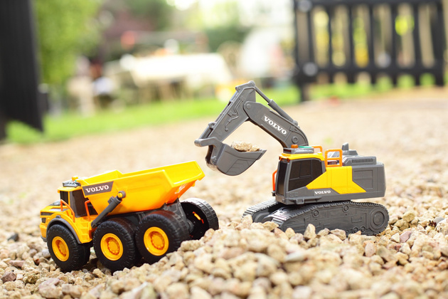 Żółty Pojazd budowlany Wywrotka samochód Volvo z ruchomymi elementami światło i dźwięk