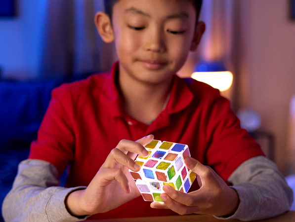 Kostka Rubika 3x3 z podświetleniem Rubik's Pulse