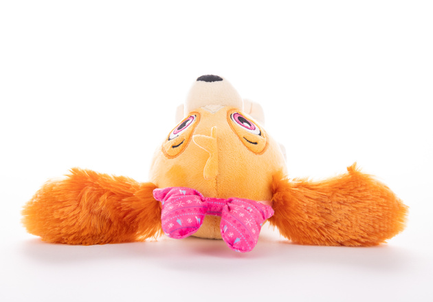 Maskotka Psi Patrol Skye w świątecznym sweterku 18 cm