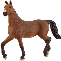 Figurka Koń Klacz rasy Oldenburskiej