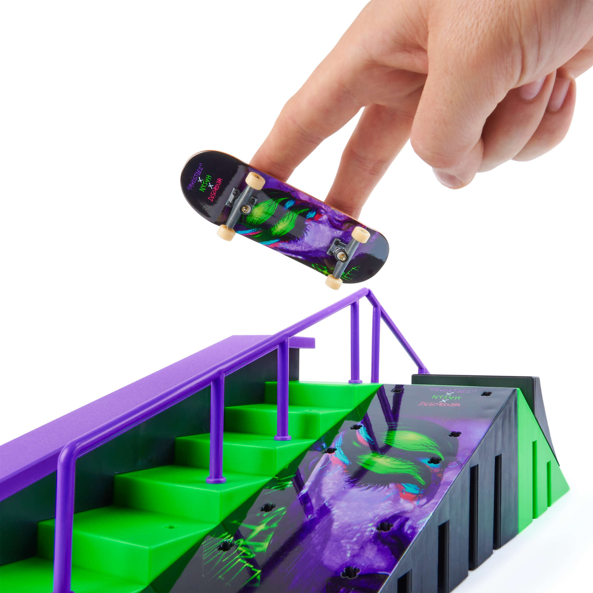 Tech Deck zestaw fingerboard Rampa Nyjah Rail Shredder + kolorowa