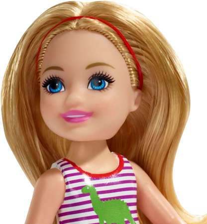 Barbie Club lalka Chelsea w bluzeczkę z dinozaurem