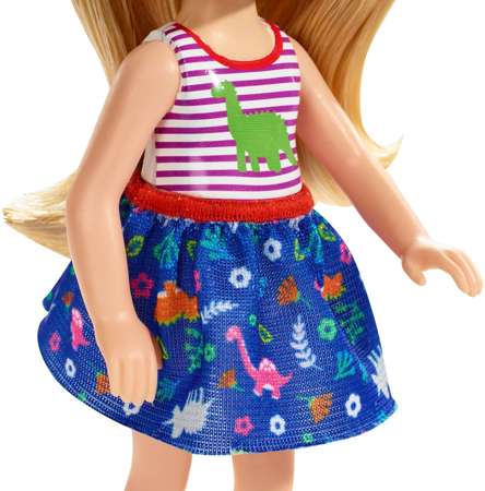 Barbie Club lalka Chelsea w bluzeczkę z dinozaurem
