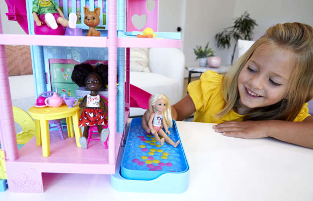 Barbie Zestaw Duży domek zabaw Klub Chelsea 20 elementów